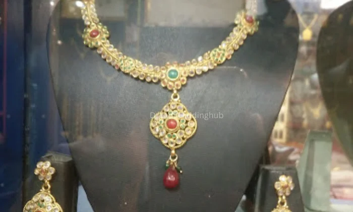 Manoranjan Jewellery